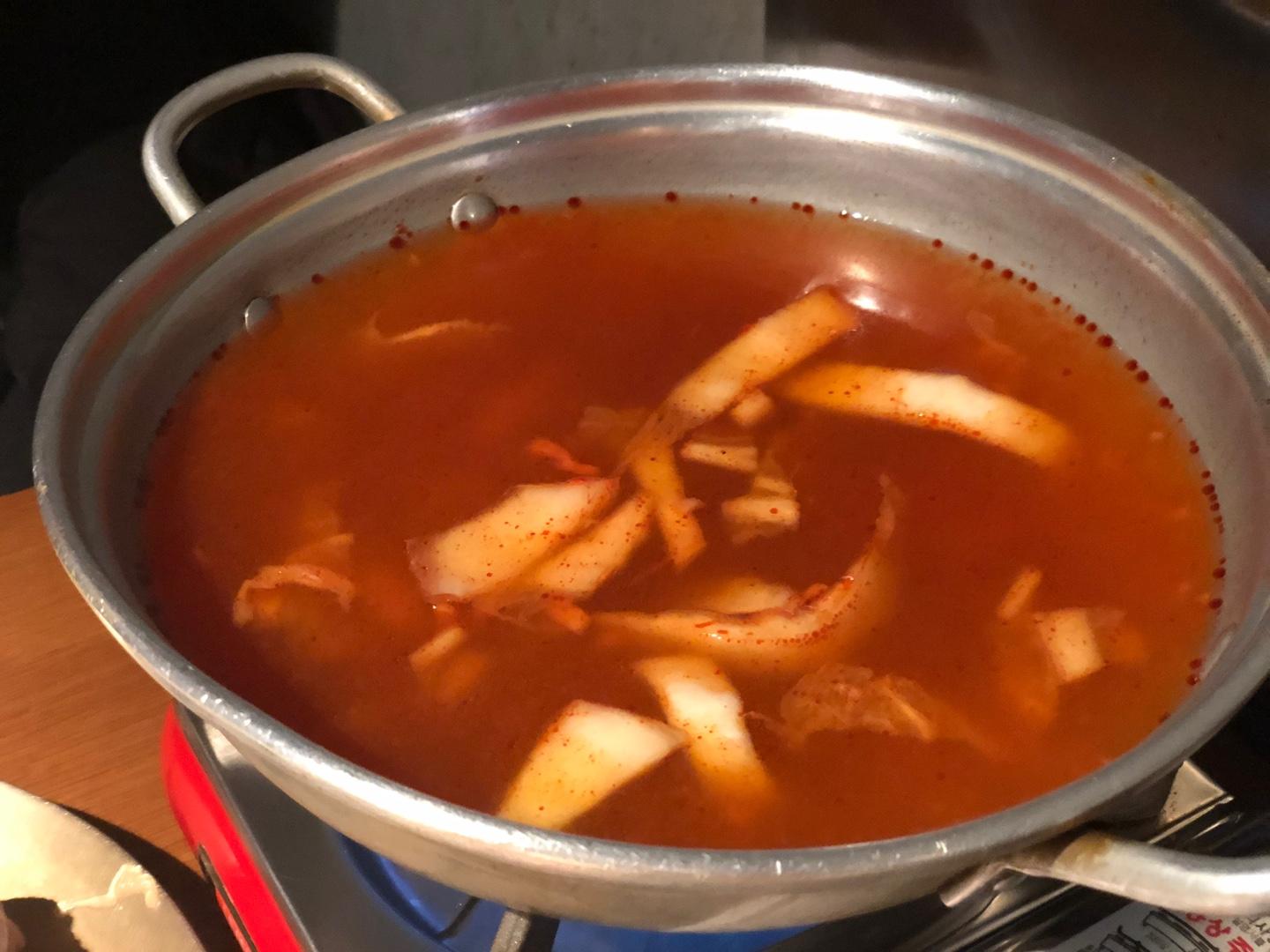 korea, seoul, hongdae, pork trotters, jokbal, korean food, review